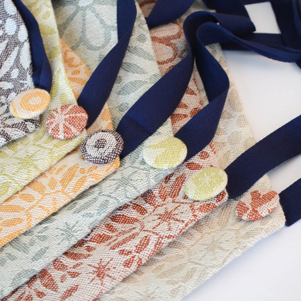 Jacquard Küchenschürze Blumenreigen